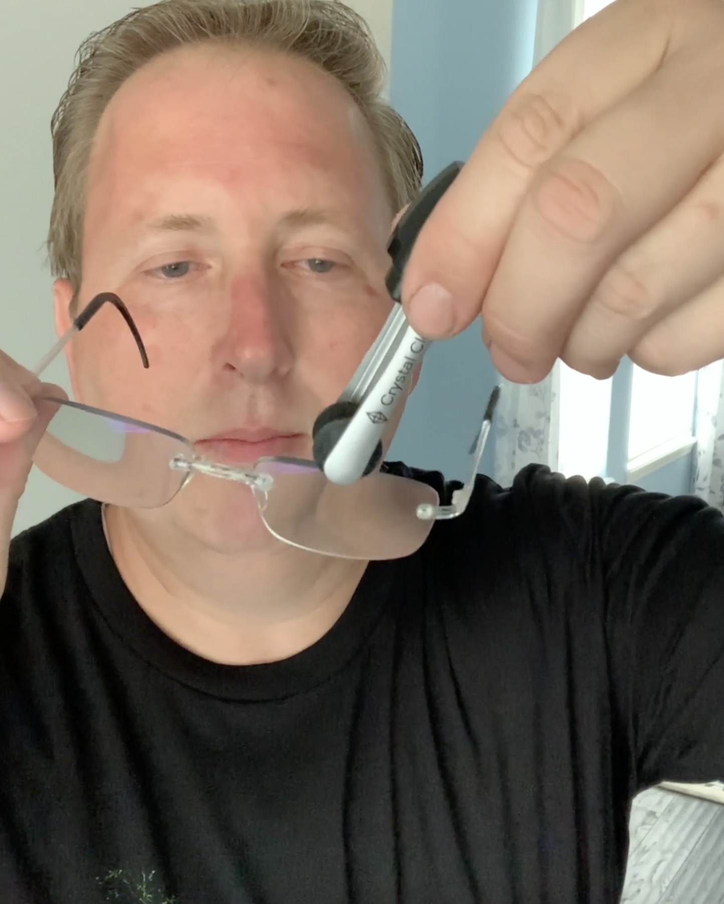 Scratch-Free Glass & Screen Cleaner